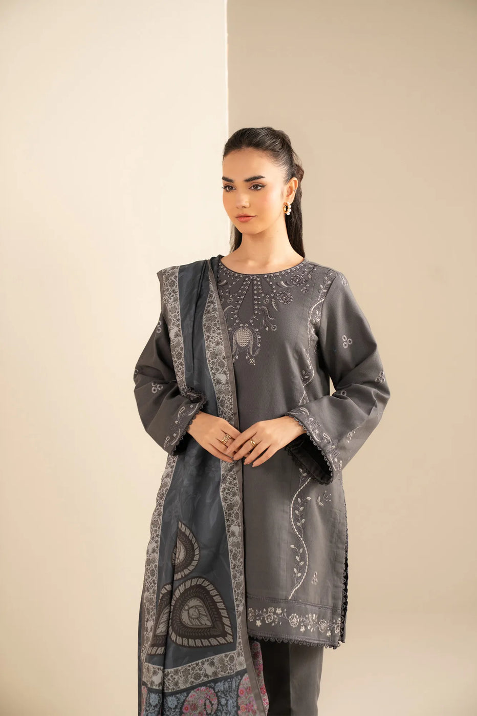 Dhanak Embroidery 3PC SUIT BTK-1035