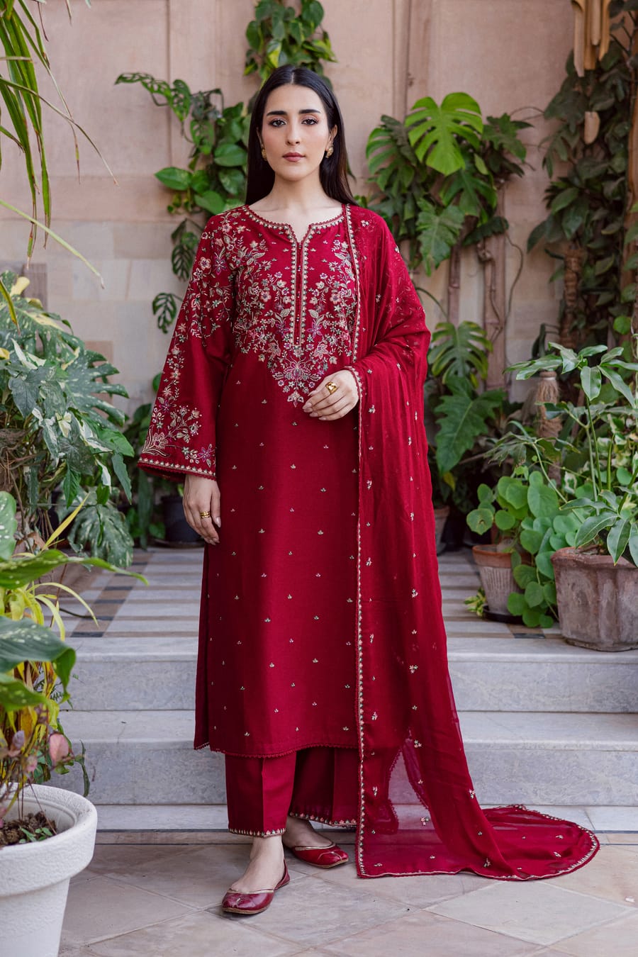 Lawn 3PC Embroidered Suit H-6140