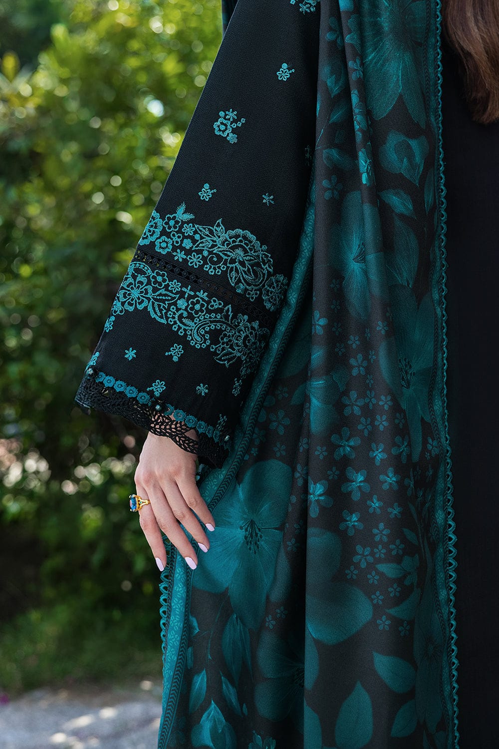 Dhanak Embroidery 3PC SUIT BTK-1008